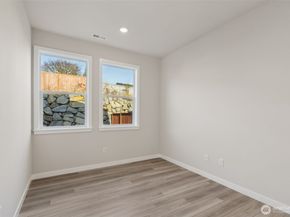 17536 NE Midnight Sun Loop, Poulsbo WA 98370