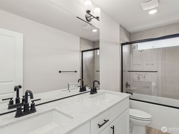 17536 NE Midnight Sun Loop, Poulsbo WA 98370