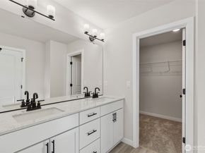 17536 NE Midnight Sun Loop, Poulsbo WA 98370