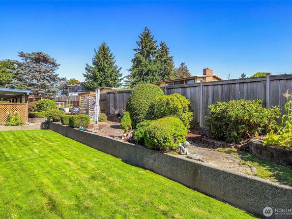 23034 Thunderbird Drive S, Des Moines WA 98198