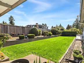 23034 Thunderbird Drive S, Des Moines WA 98198