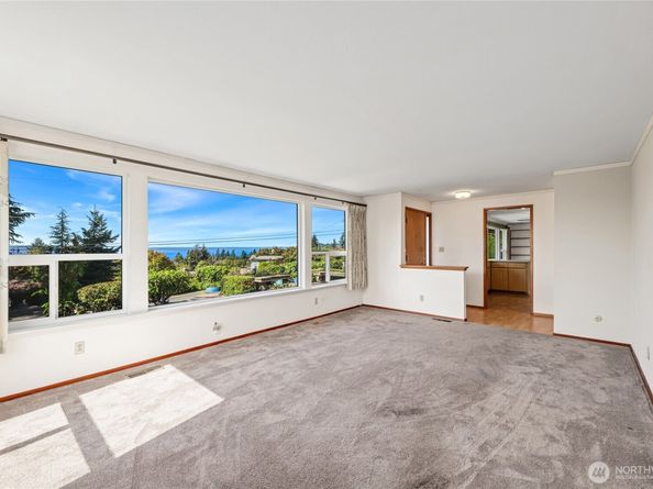 23034 Thunderbird Drive S, Des Moines WA 98198