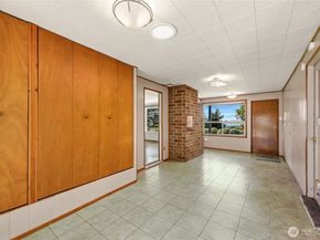 23034 Thunderbird Drive S, Des Moines WA 98198