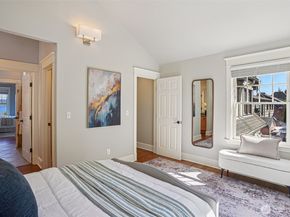 4525 55th Avenue NE, Seattle WA 98105