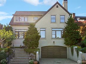 4525 55th Avenue NE, Seattle WA 98105