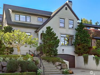 4525 55th Avenue NE
