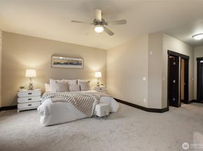 4000 NE 3rd Place, Renton WA 98056