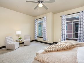 4000 NE 3rd Place, Renton WA 98056
