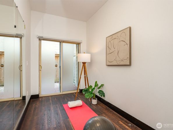4000 NE 3rd Place, Renton WA 98056