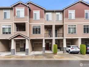 4000 NE 3rd Place, Renton WA 98056