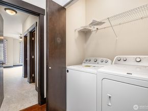 4000 NE 3rd Place, Renton WA 98056