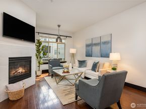 4000 NE 3rd Place, Renton WA 98056