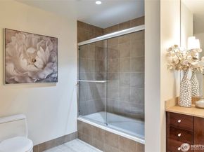 650 Bellevue Way NE 3303, Bellevue WA 98004