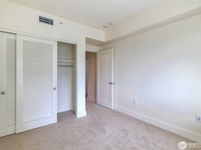 650 Bellevue Way NE 3303, Bellevue WA 98004