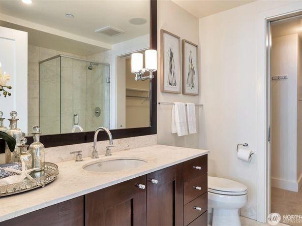 650 Bellevue Way NE 3303, Bellevue WA 98004