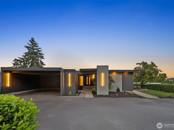 212 Hi Crest Drive, Auburn WA 98001