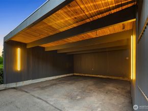 212 Hi Crest Drive, Auburn WA 98001