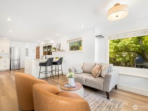 2423 3rd Avenue W, Seattle WA 98119
