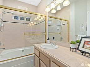 9821 NE Riverbend Drive C102, Bothell WA 98011