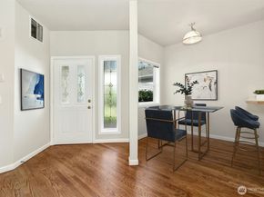 9821 NE Riverbend Drive C102, Bothell WA 98011