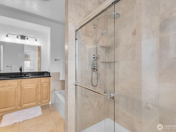 109 11th Avenue E, Seattle WA 98102