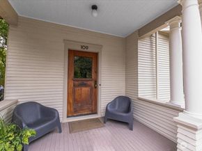 109 11th Avenue E, Seattle WA 98102
