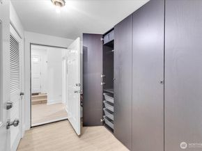 109 11th Avenue E, Seattle WA 98102