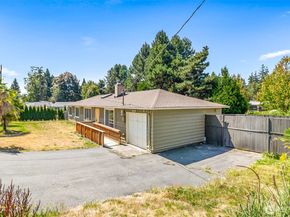 18804 43rd Avenue W, Lynnwood WA 98036