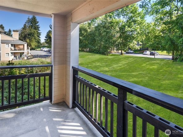 5300 Harbour Pointe Boulevard 305L, Mukilteo WA 98275