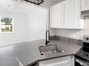 5300 Harbour Pointe Boulevard 305L, Mukilteo WA 98275