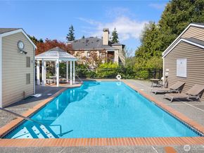 5300 Harbour Pointe Boulevard 305L, Mukilteo WA 98275