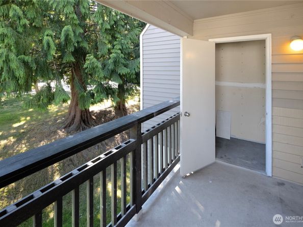 5300 Harbour Pointe Boulevard 305L, Mukilteo WA 98275