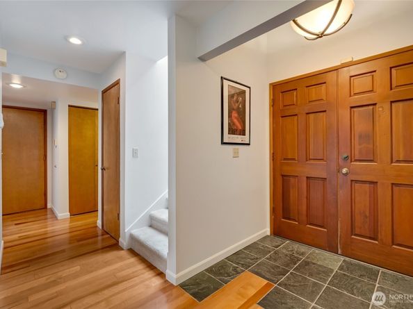 107 143rd Avenue SE, Bellevue WA 98007