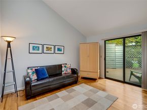 107 143rd Avenue SE, Bellevue WA 98007