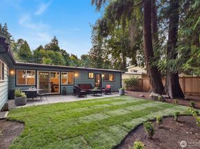 771 Edmonds Way, Edmonds WA 98020
