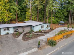 771 Edmonds Way, Edmonds WA 98020