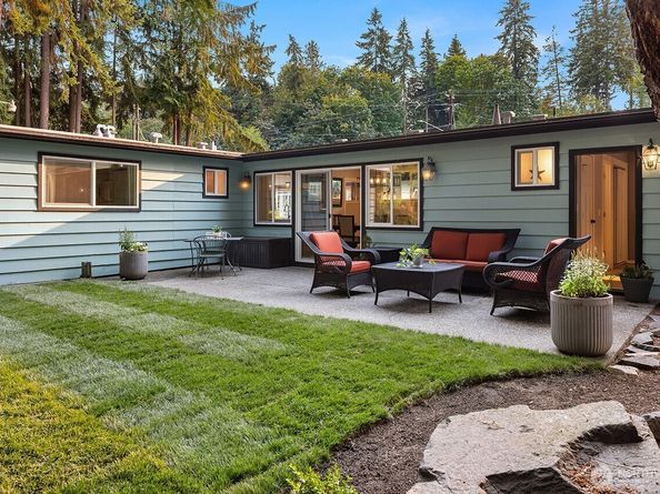 771 Edmonds Way, Edmonds WA 98020