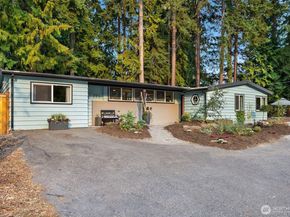 771 Edmonds Way, Edmonds WA 98020