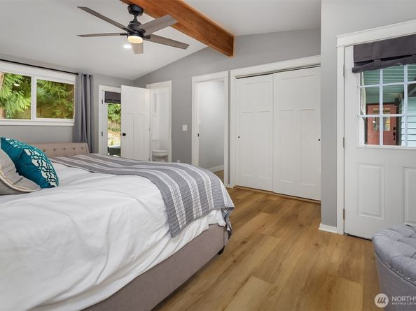 771 Edmonds Way, Edmonds WA 98020