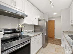 12700 NE 8th Street E205, Bellevue WA 98005