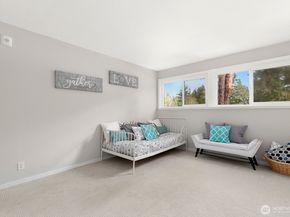 12700 NE 8th Street E205, Bellevue WA 98005