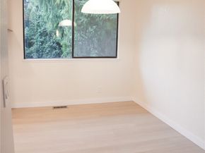 917 N 100th Street, Seattle WA 98133