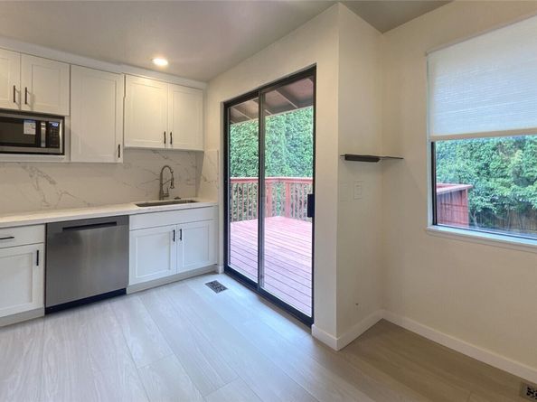 917 N 100th Street, Seattle WA 98133