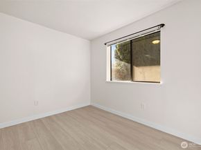 917 N 100th Street, Seattle WA 98133
