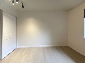 917 N 100th Street, Seattle WA 98133