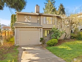 917 N 100th Street, Seattle WA 98133