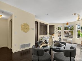 9717 178th Place NE 3, Redmond WA 98052