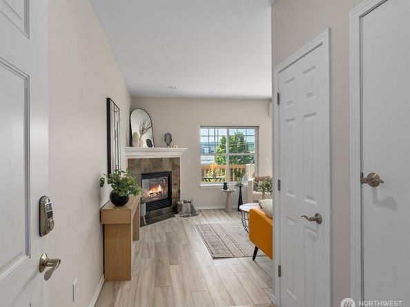 8808 Redmond Woodinville Road NE C202, Redmond WA 98052