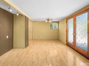 17551 12th Avenue NE, Shoreline WA 98155