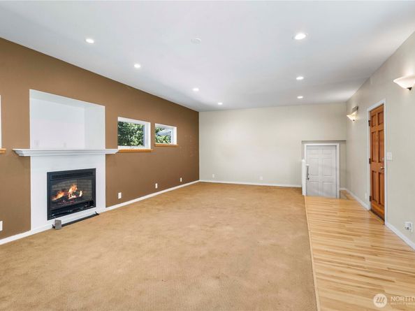 17551 12th Avenue NE, Shoreline WA 98155